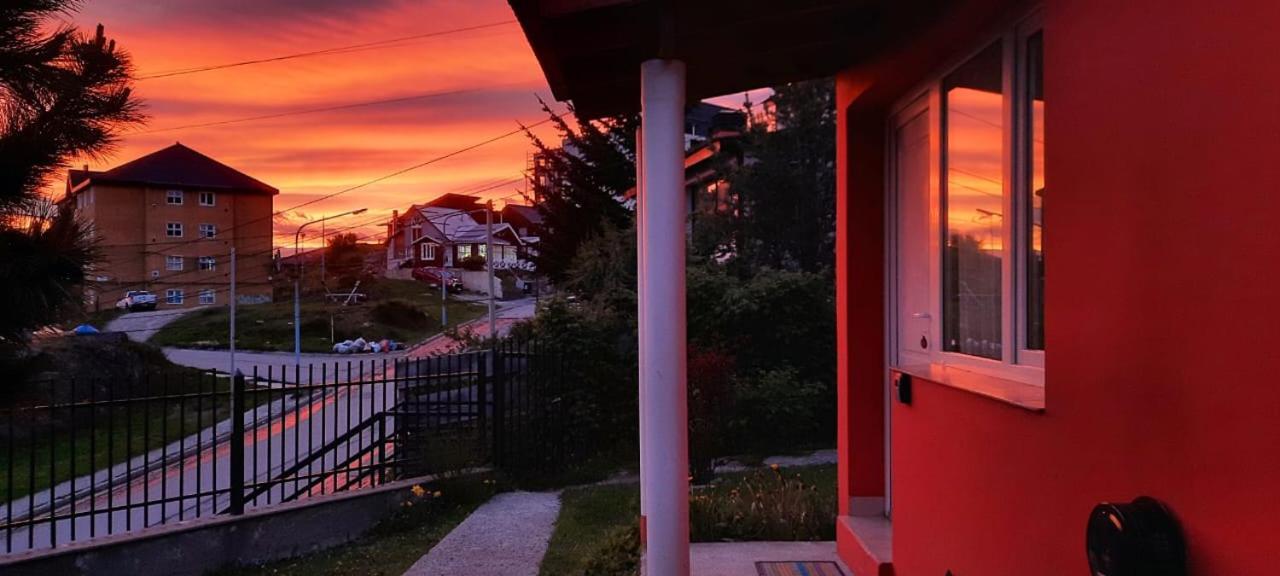 Apartamento con vista al canal y cercano al centro de la ciudad Ushuaia Exterior foto