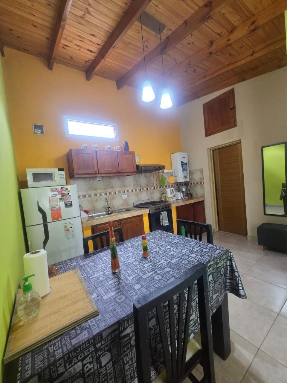 Apartamento con vista al canal y cercano al centro de la ciudad Ushuaia Exterior foto
